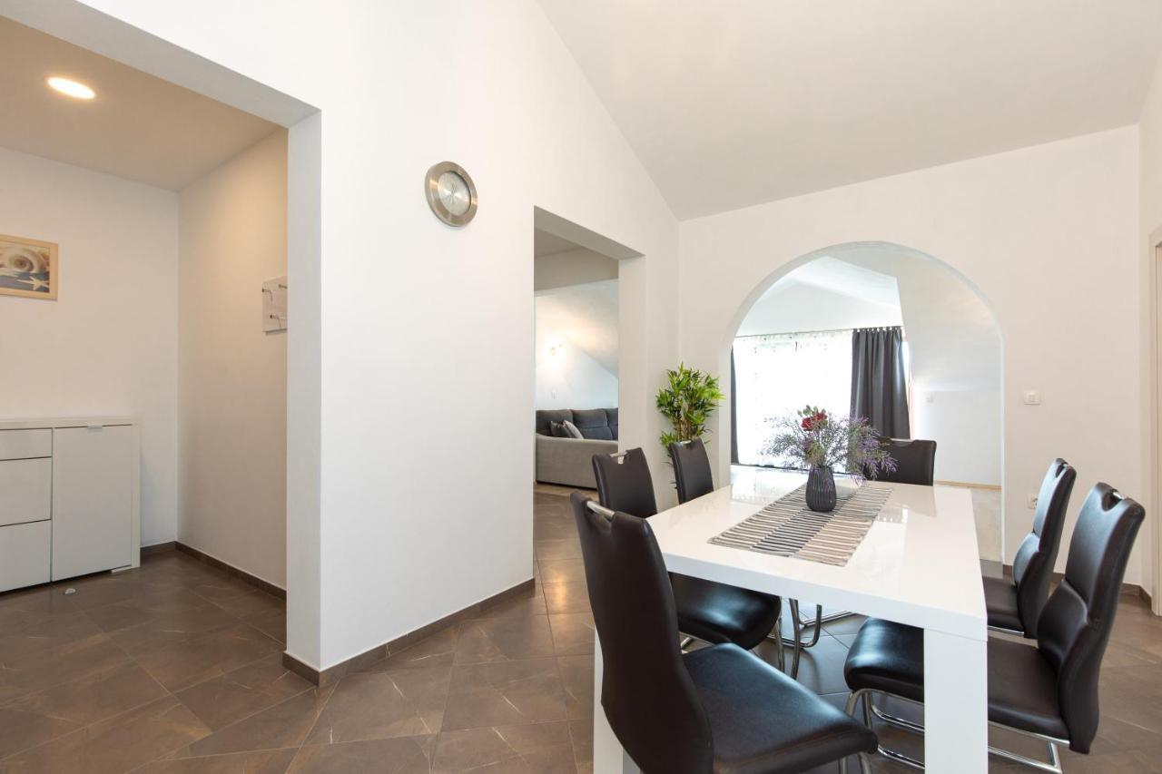 Apartments Otia Seaview Porat  Εξωτερικό φωτογραφία