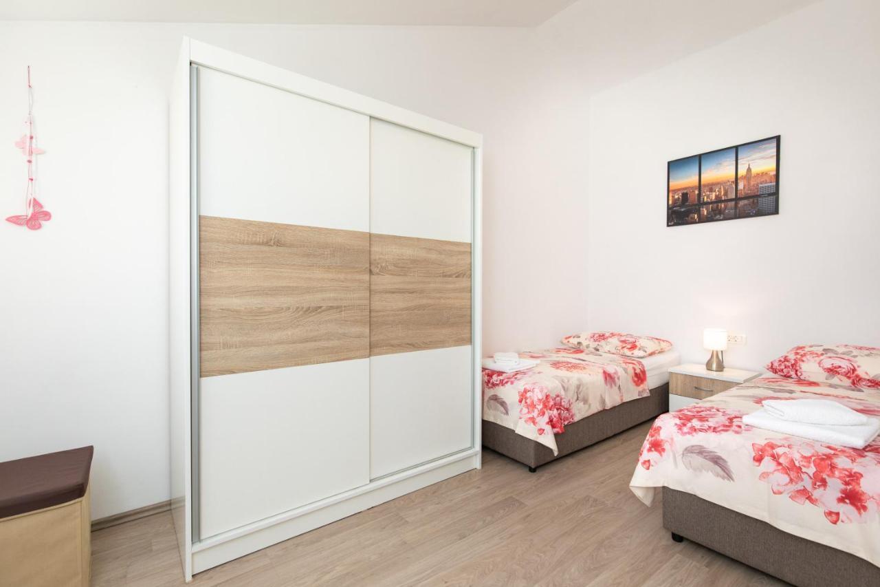 Apartments Otia Seaview Porat  Εξωτερικό φωτογραφία